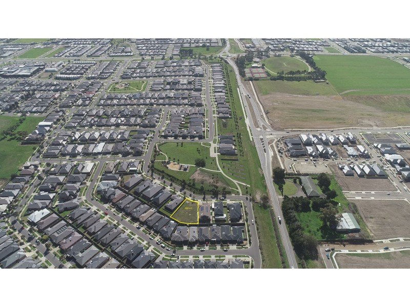 65 Bimberry Circuit, Clyde VIC 3978