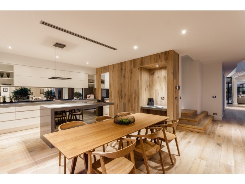 Clyde North VIC 3978