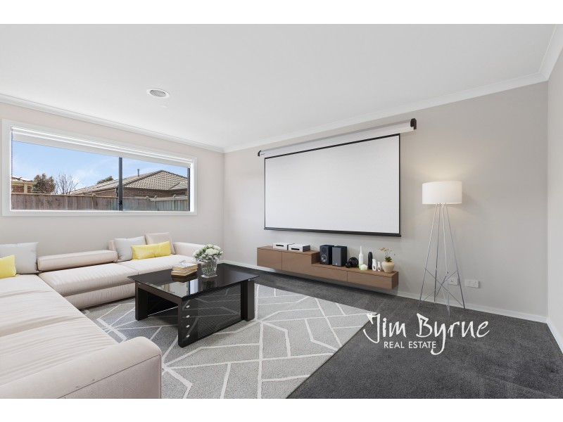 12 CAMPASPE STREET, Clyde North VIC 3978