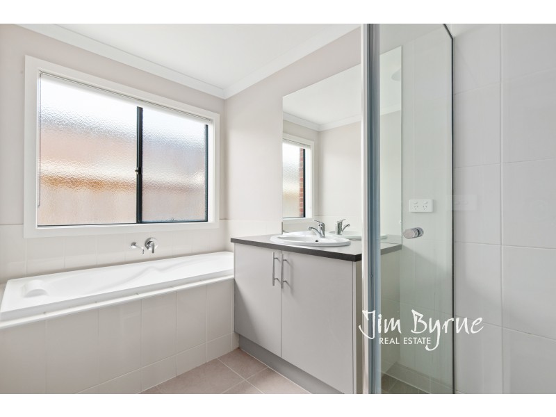 12 CAMPASPE STREET, Clyde North VIC 3978