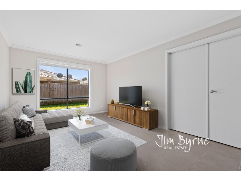 12 CAMPASPE STREET, Clyde North VIC 3978