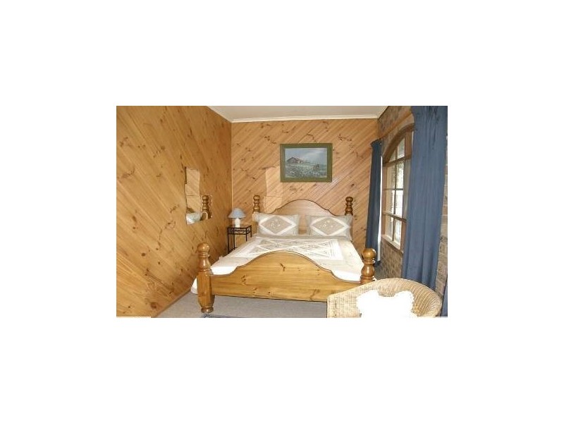 12 Ballarto Road, Clyde VIC 3978