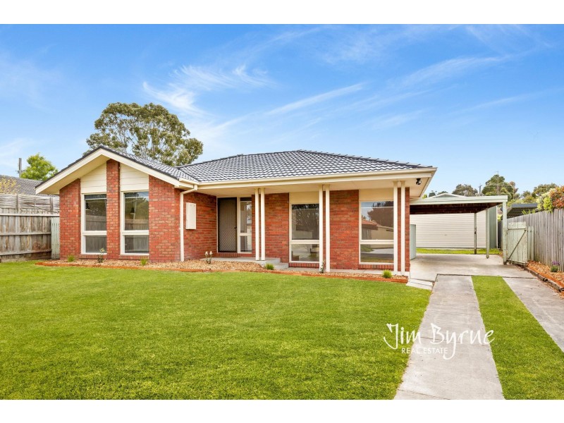 9 Kylie Court, Pakenham VIC 3810