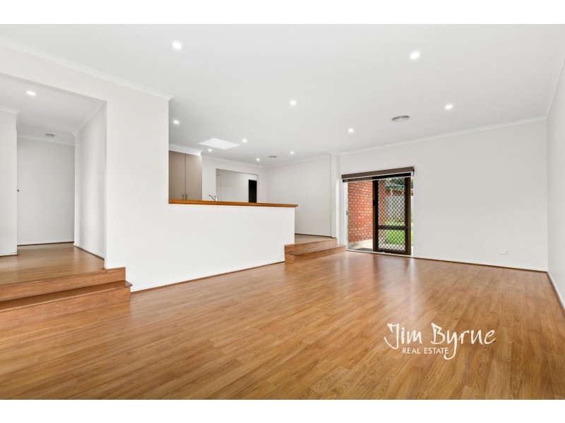 9 Kylie Court, Pakenham VIC 3810