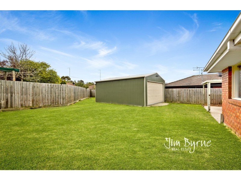 9 Kylie Court, Pakenham VIC 3810