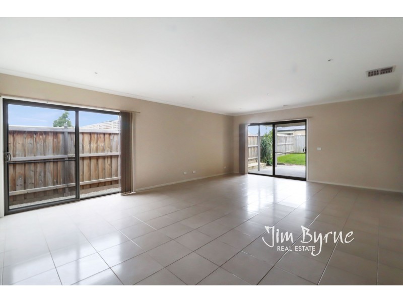 63 Frankland Street, Clyde North VIC 3978