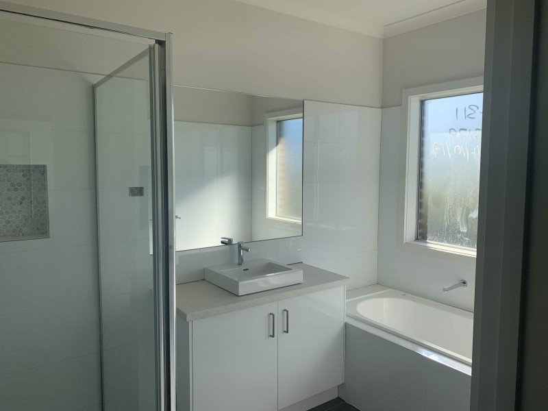 6 Silver Wattle Drive, Warragul VIC 3820