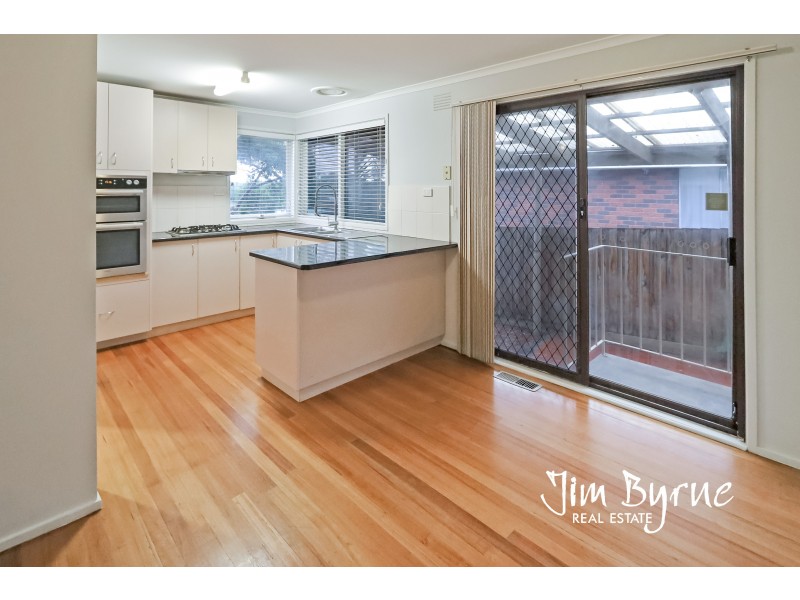 42 Saxonwood Drive, Narre Warren VIC 3805