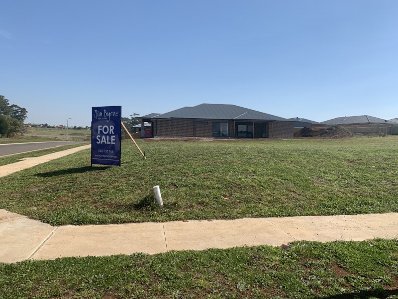 14 Bailey Drive, Warragul VIC 3820