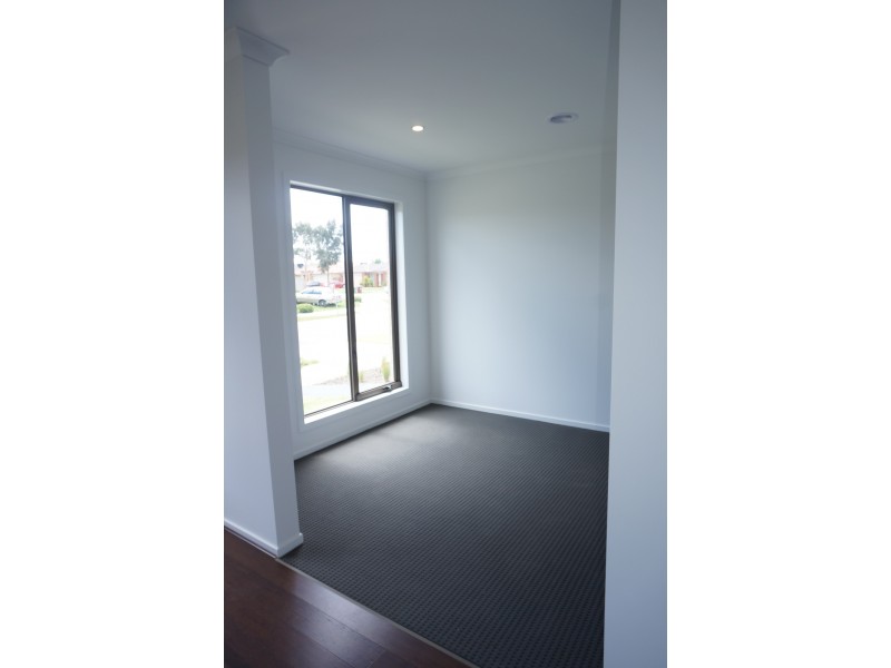 107 Moondarra Drive, Berwick VIC 3806