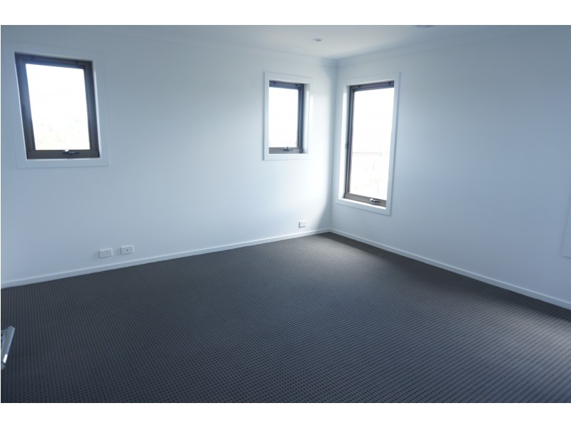 107 Moondarra Drive, Berwick VIC 3806