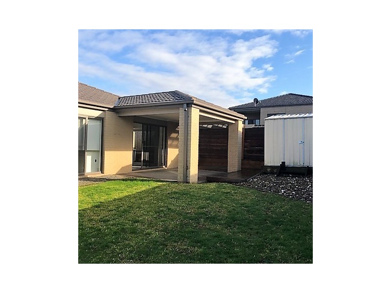 3 Shakespeare Grove, Officer VIC 3809