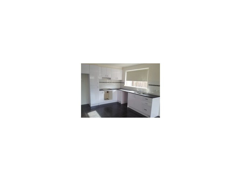 7/5 Syme  Road, Pakenham VIC 3810