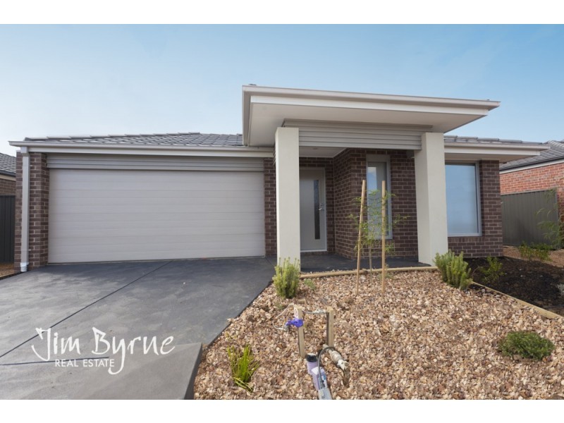 29 Morphetville Street, Clyde North VIC 3978
