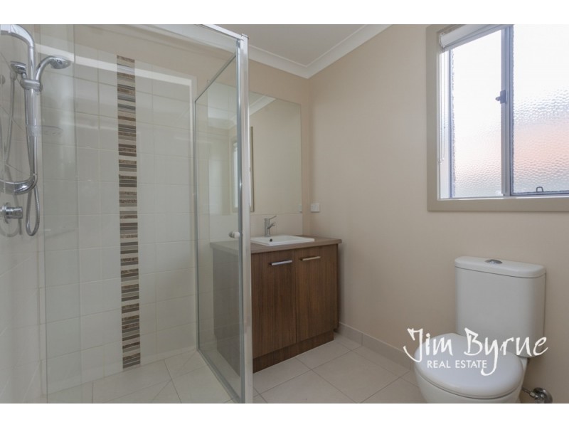 29 Morphetville Street, Clyde North VIC 3978