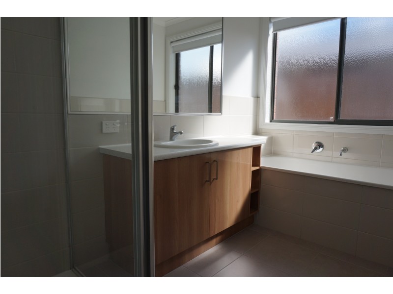 14B Rupert Street, Lang Lang VIC 3984