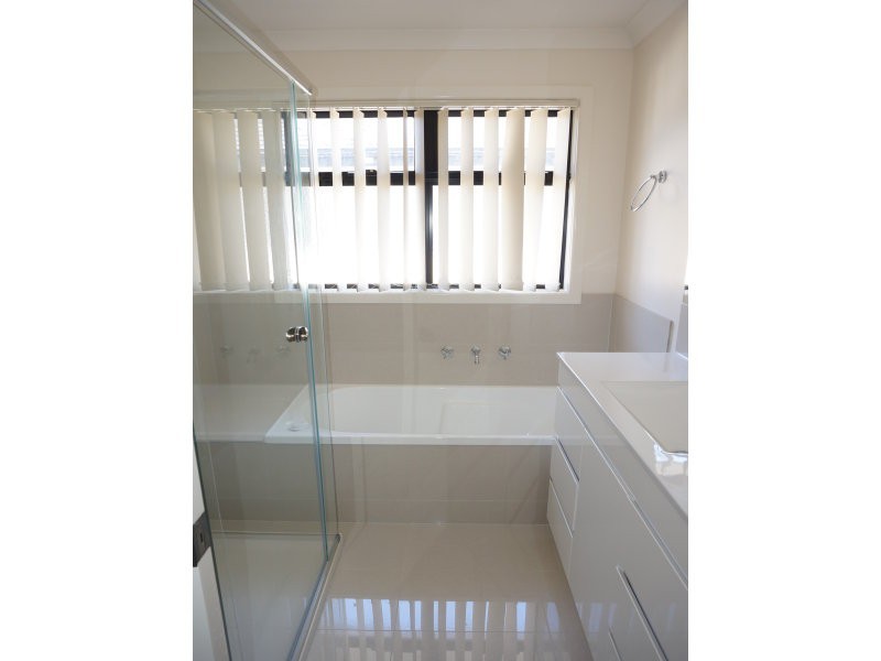 4/69-71 Frawley Road, Hallam VIC 3803