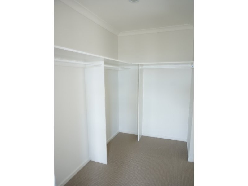 3 Belmont Crescent, Pakenham VIC 3810