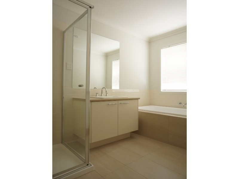 3 Belmont Crescent, Pakenham VIC 3810