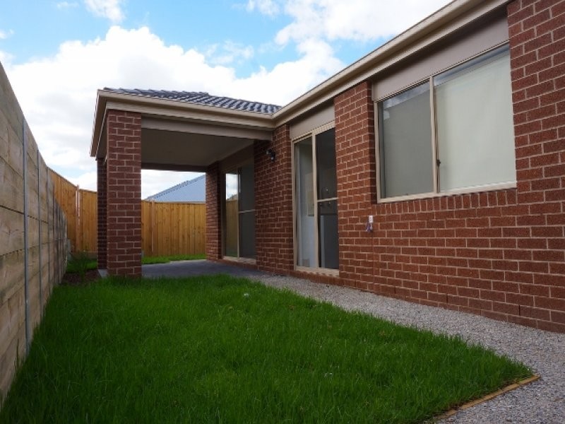 3 Belmont Crescent, Pakenham VIC 3810