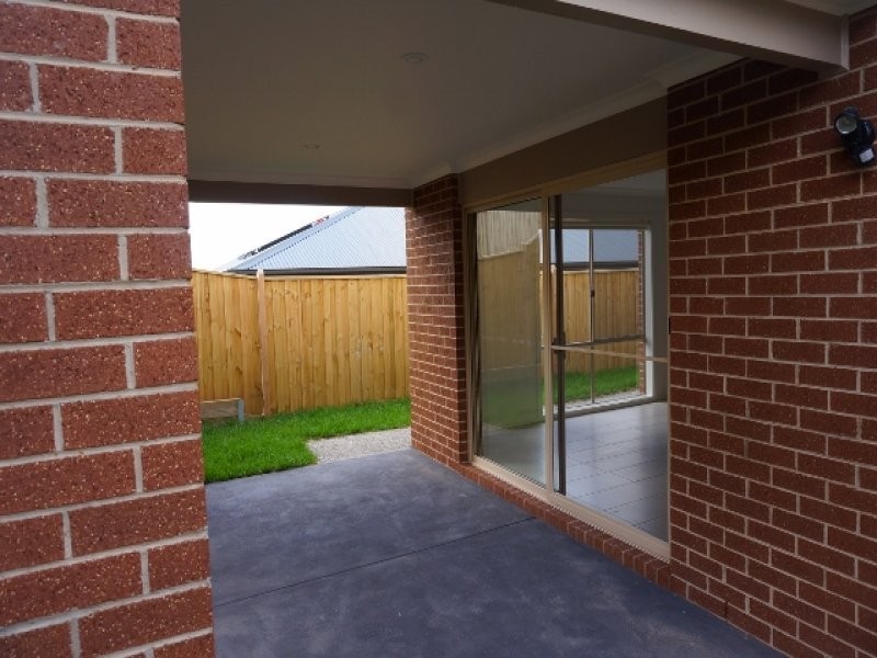 3 Belmont Crescent, Pakenham VIC 3810