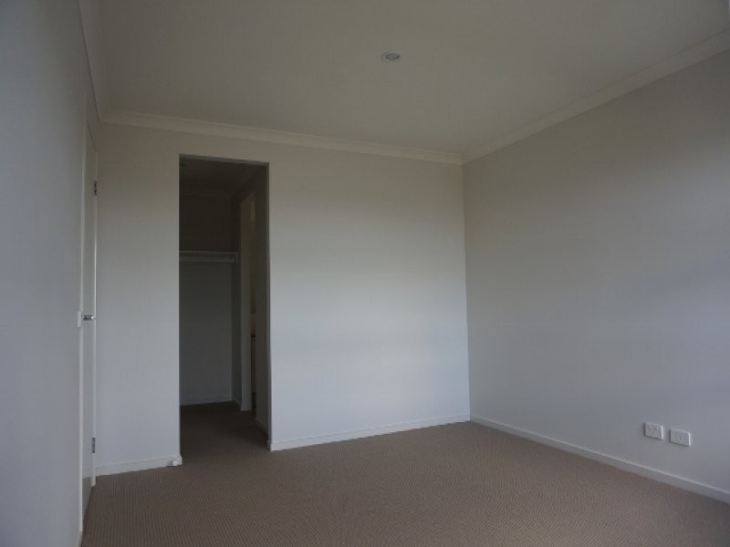 3 Belmont Crescent, Pakenham VIC 3810