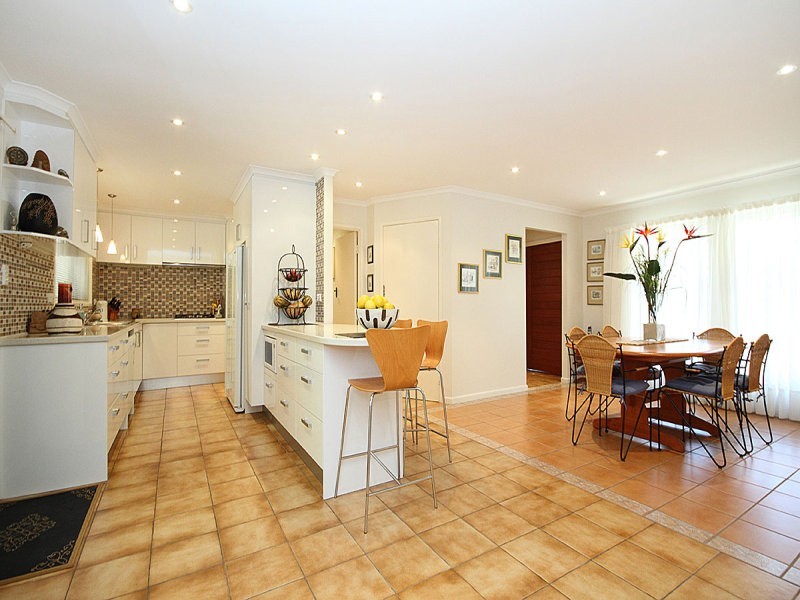 154 Shailer Road, Shailer Park QLD 4128