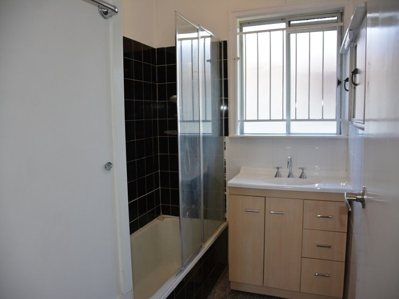 56 Keeling Street, Coopers Plains QLD 4108