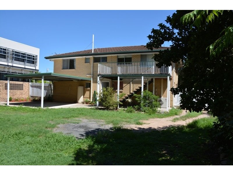 9 Laurinda Crescent, Springwood QLD 4127