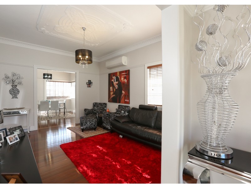 3 First Street, Camp Hill QLD 4152