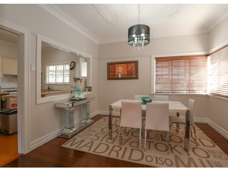 3 First Street, Camp Hill QLD 4152