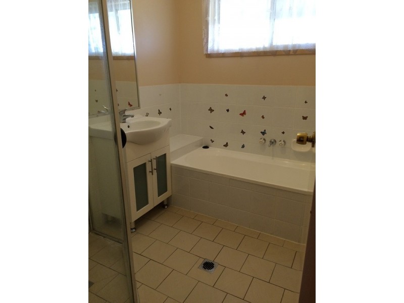1 Rayners Place, Boronia Heights QLD 4124