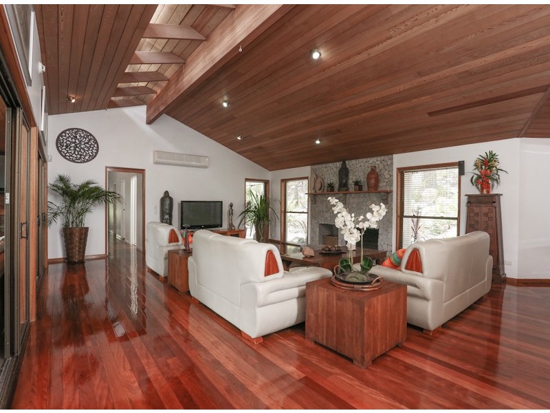 6 La Senda Court, Springwood QLD 4127