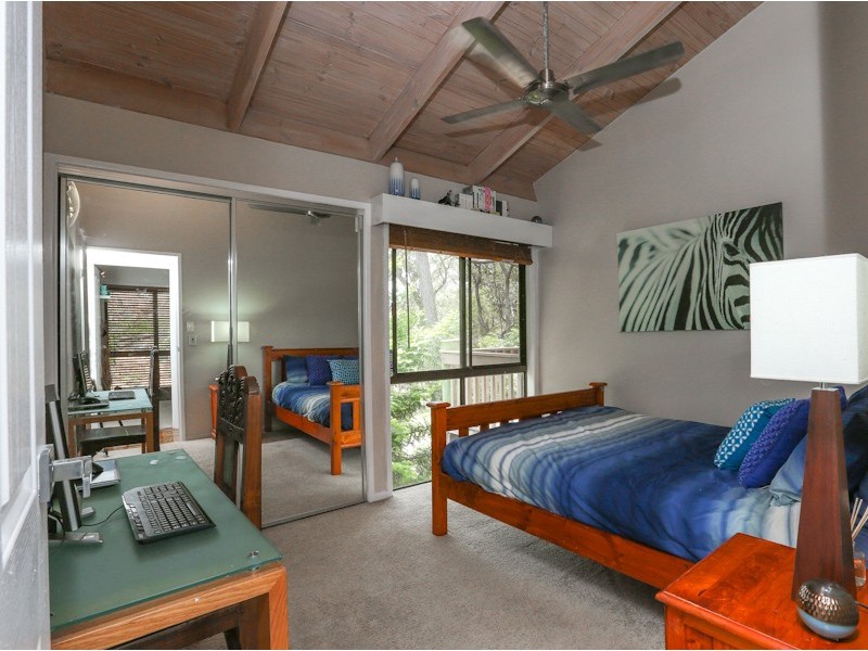 6 La Senda Court, Springwood QLD 4127