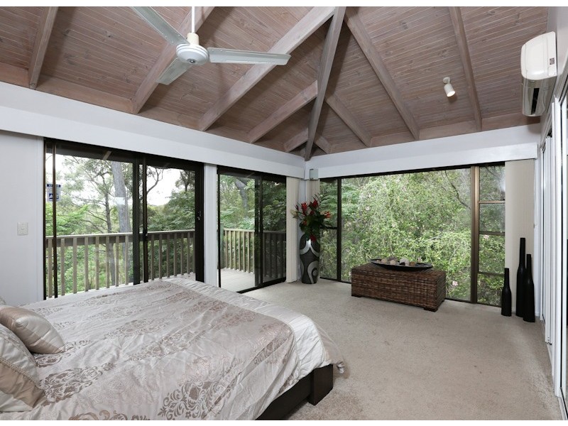 6 La Senda Court, Springwood QLD 4127