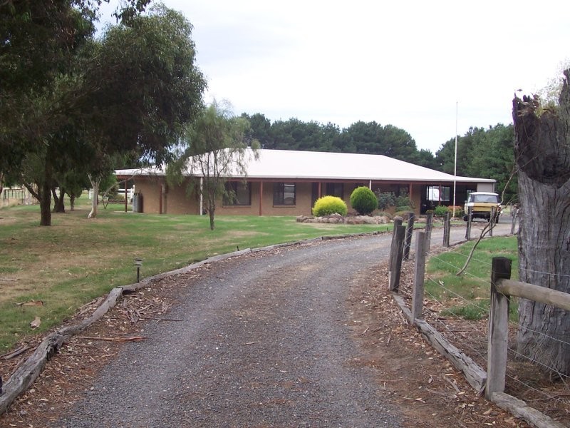 5484 Geelong Road, Ballan VIC 3342