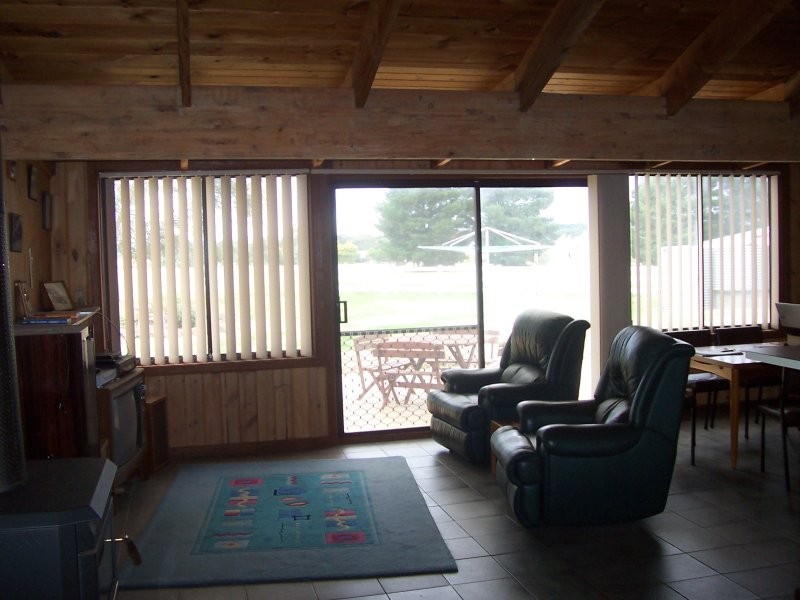 5484 Geelong Road, Ballan VIC 3342