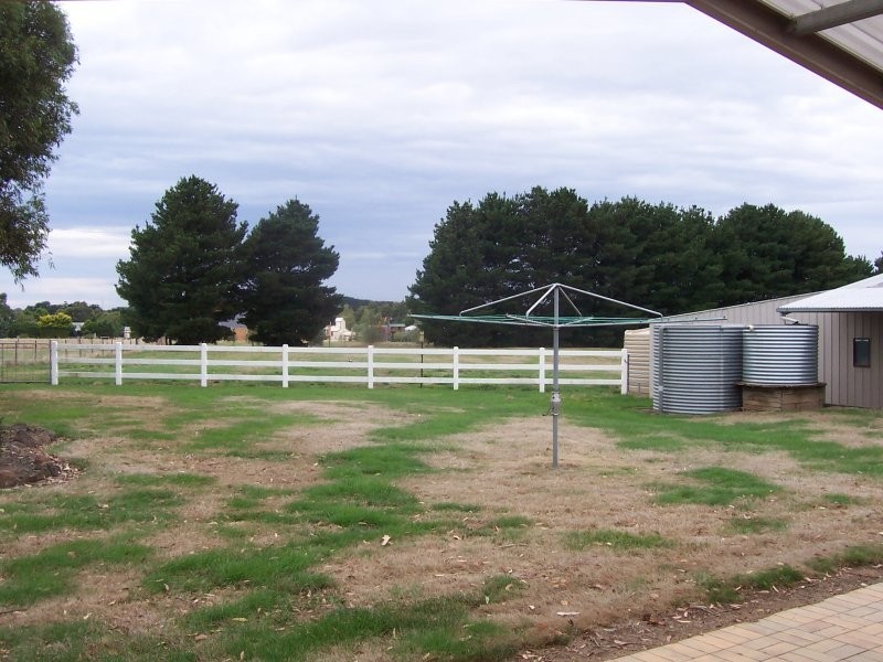 5484 Geelong Road, Ballan VIC 3342