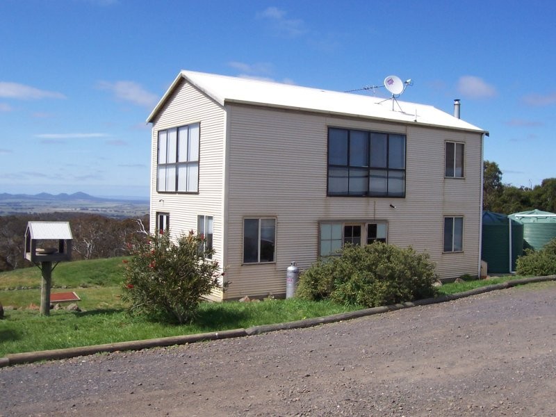 37 Wallaby Track, Beremboke VIC 3342