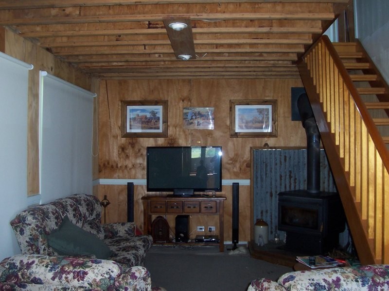 37 Wallaby Track, Beremboke VIC 3342