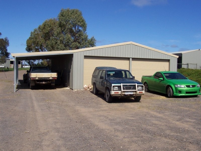 37 Wallaby Track, Beremboke VIC 3342