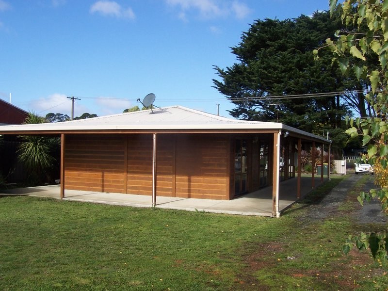 108 Edols Street, Ballan VIC 3342