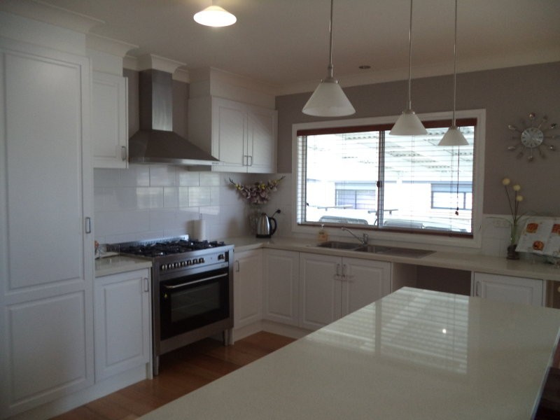 5 Walsh Street, Ballan VIC 3342