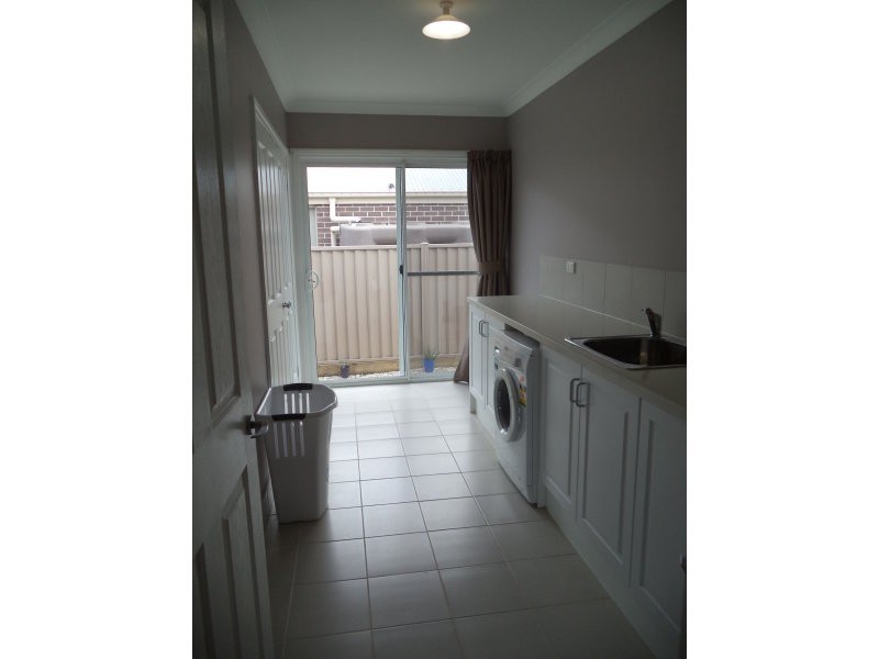 5 Walsh Street, Ballan VIC 3342