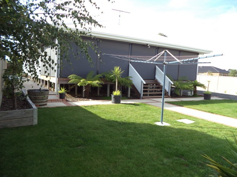 5 Walsh Street, Ballan VIC 3342