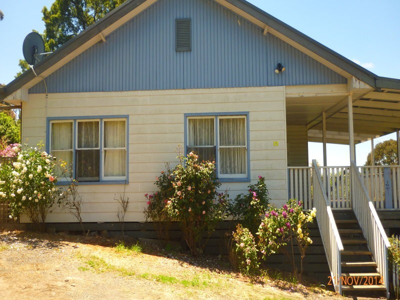 12 Victoria Tile Lane, Mount Egerton VIC 3352