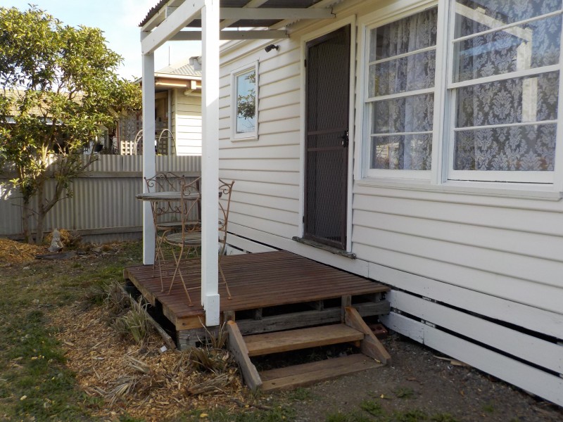 51 Edols Street, Ballan VIC 3342