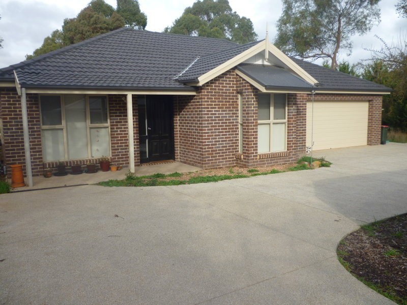 1/37 Inglis Street, Ballan VIC 3342