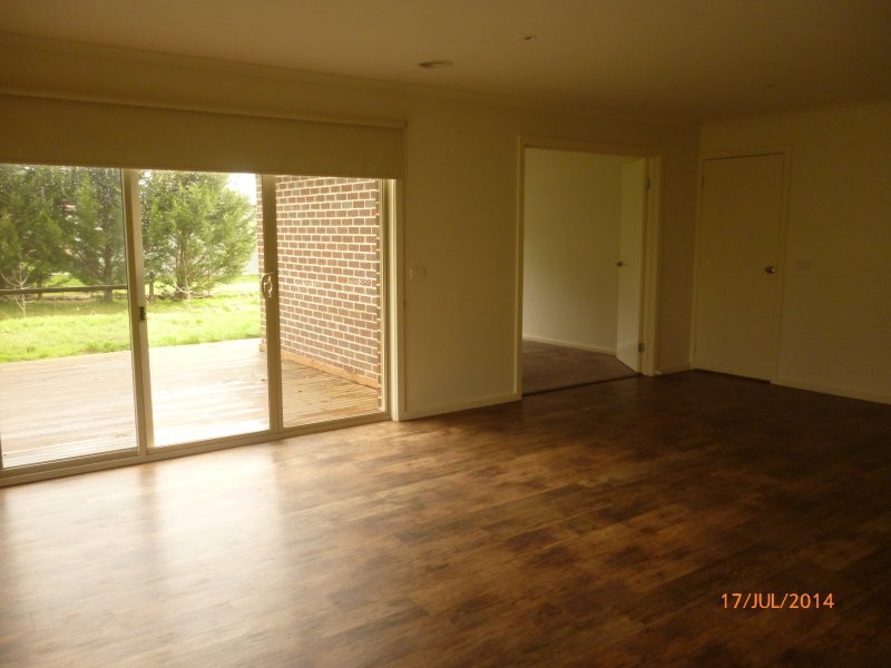 1/37 Inglis Street, Ballan VIC 3342