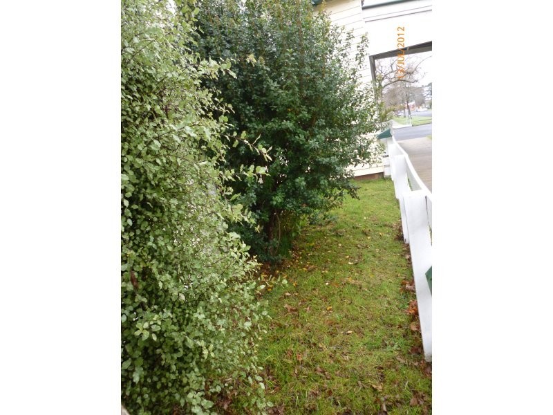 2/70 Fisken Street, Ballan VIC 3342